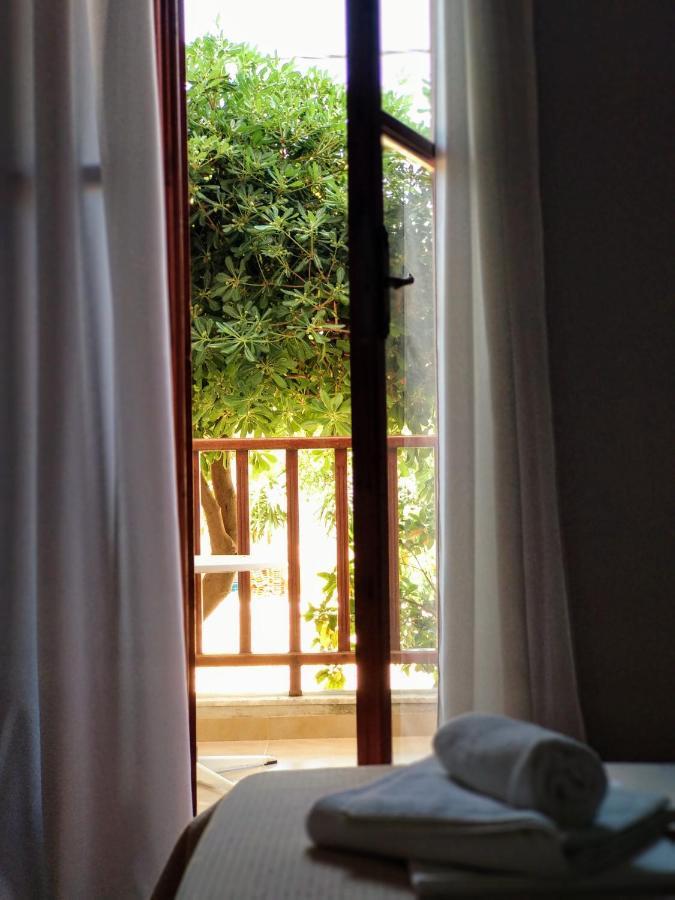 Aparthotel Ilaira Skala Eresou Exterior foto